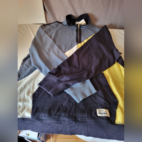 NEW Men Nautica Pull Over - Picture 3 of 4